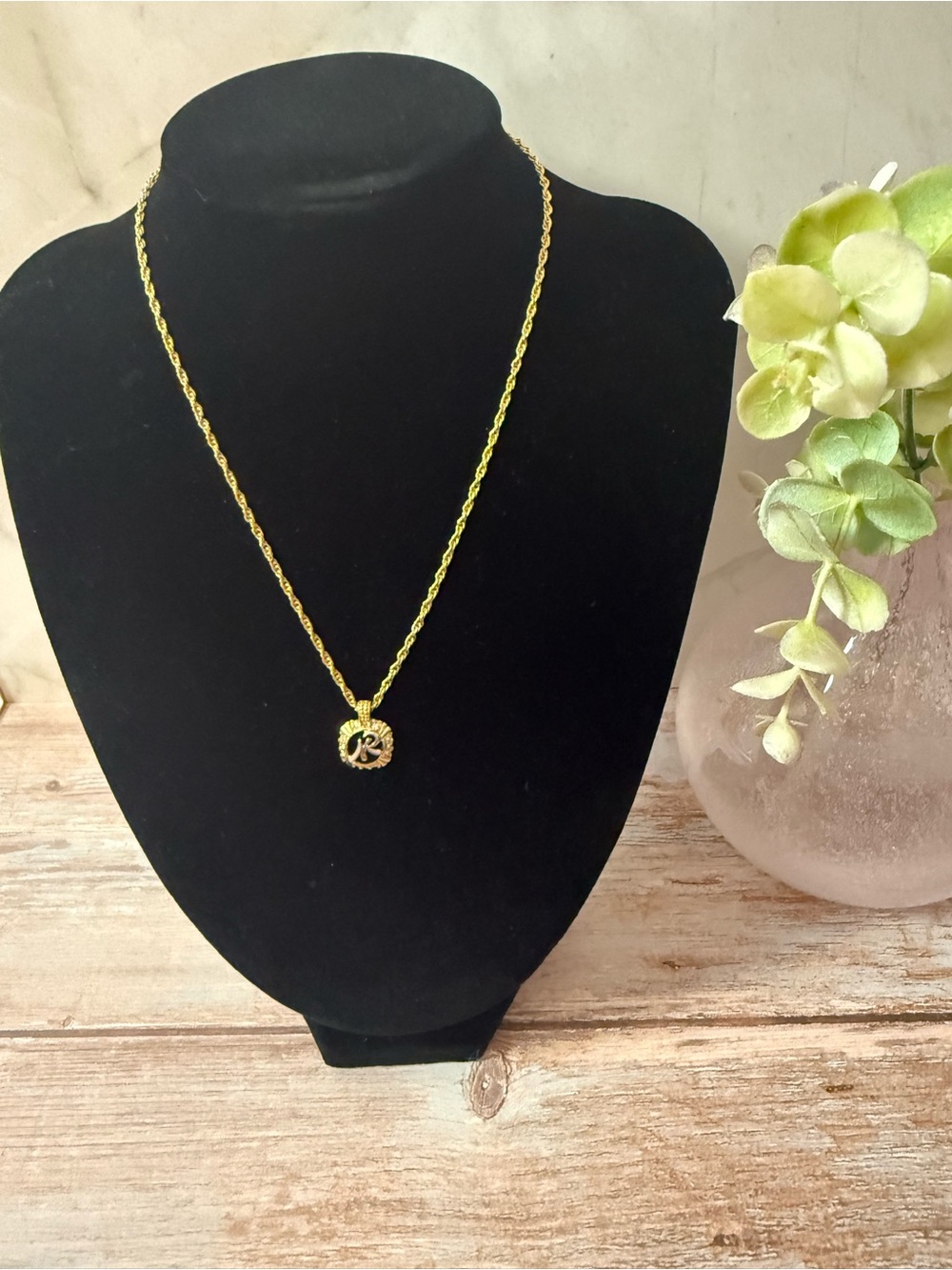 NINA RICCI Rhinestone Pendant Necklace Rhinestones